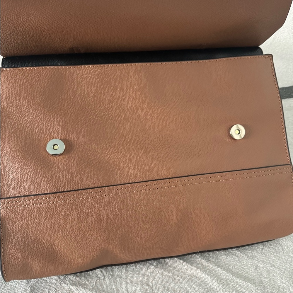GUESS Huntley Top-Handle Flap-Front Satchel - Picture 7 of 15